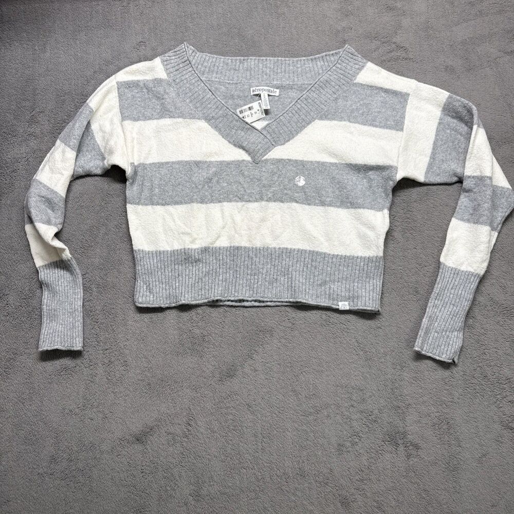 Aeropostale Sweater Womens Large Grey White Stripes Cropped V Neck Knit